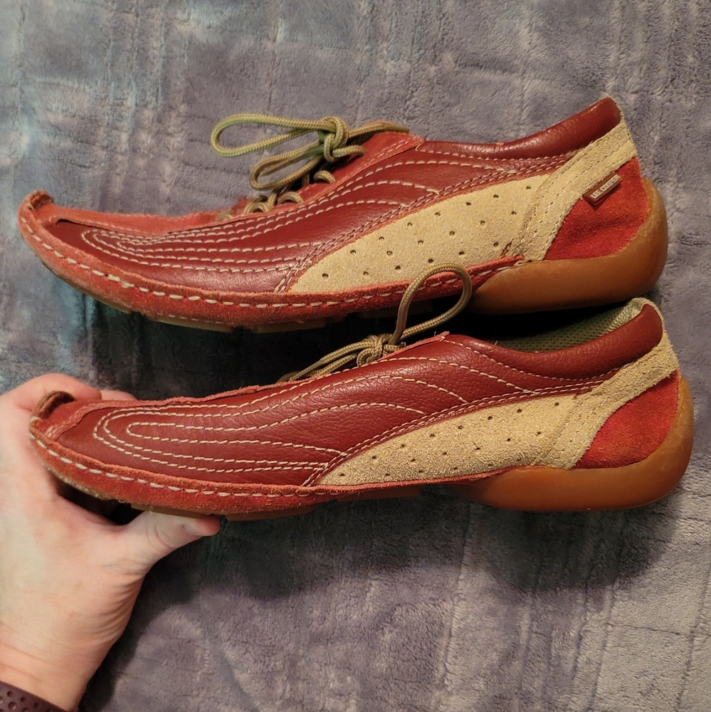 Lee Cooper Women's 2-tone shoes 7.5/38/UK 5 - Picture 3 of 4